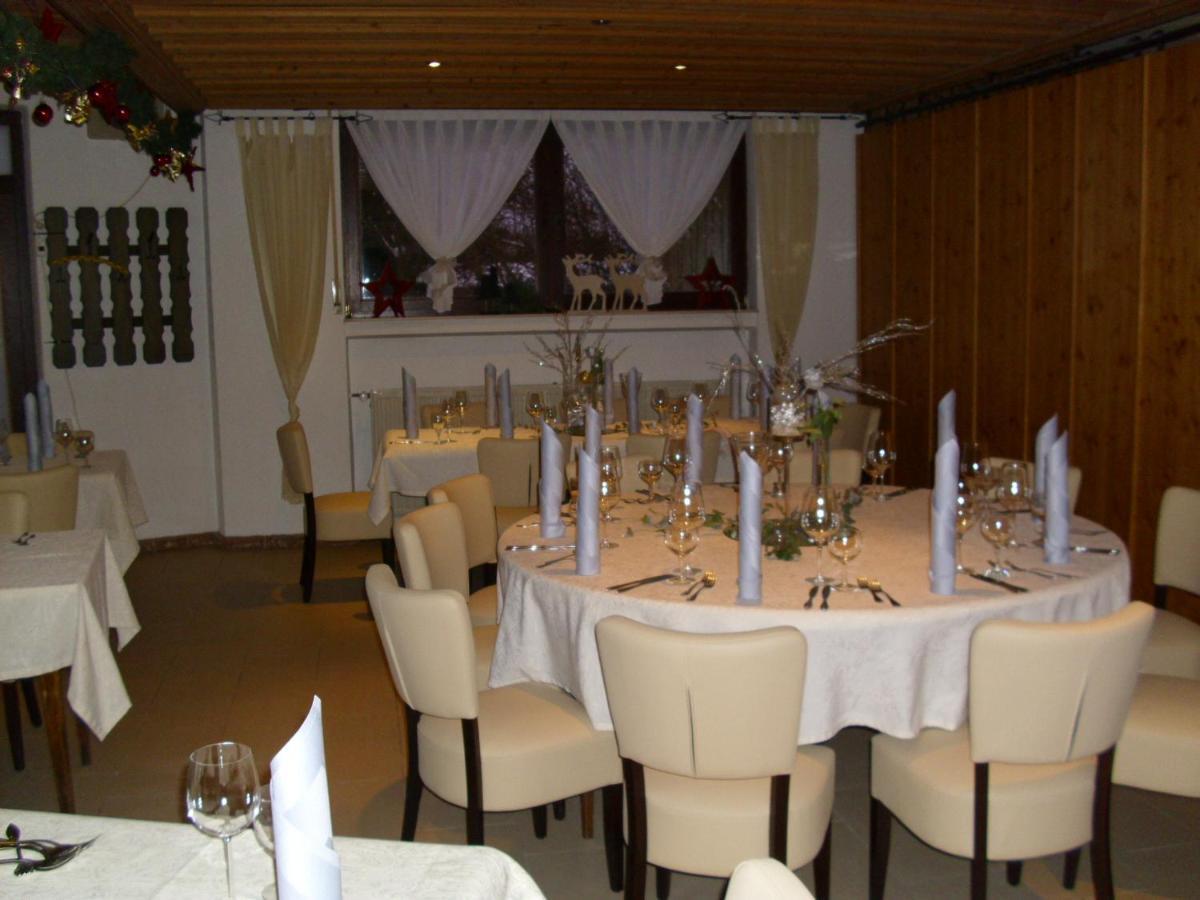 Quartier-Restaurant Zum Hannes Niederhausen Exterior foto